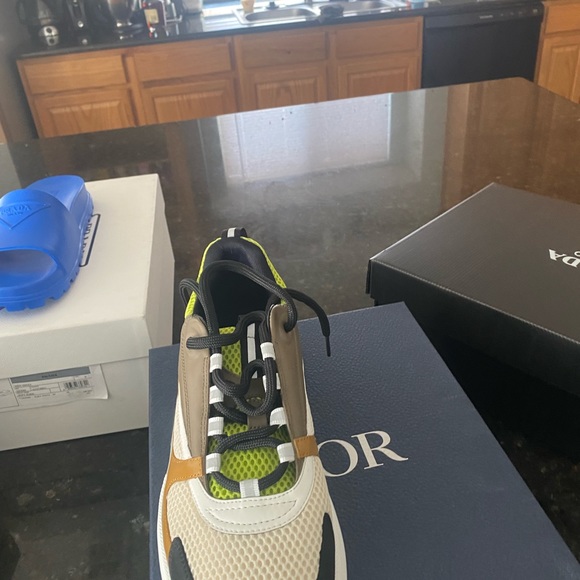 Dior sneakers - Picture 3 of 5